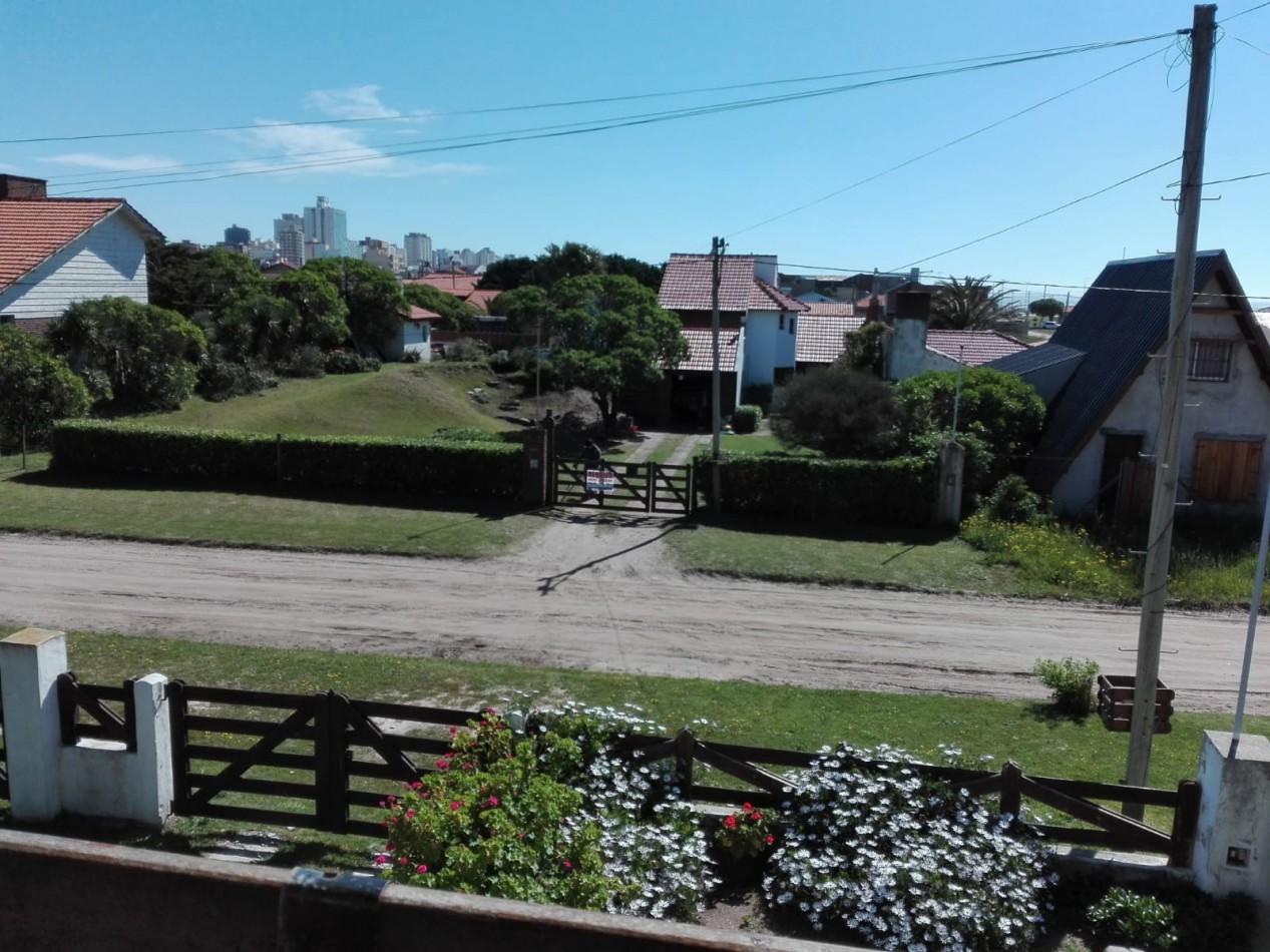 CASA EN MIRAMAR capacidad para 8 personas