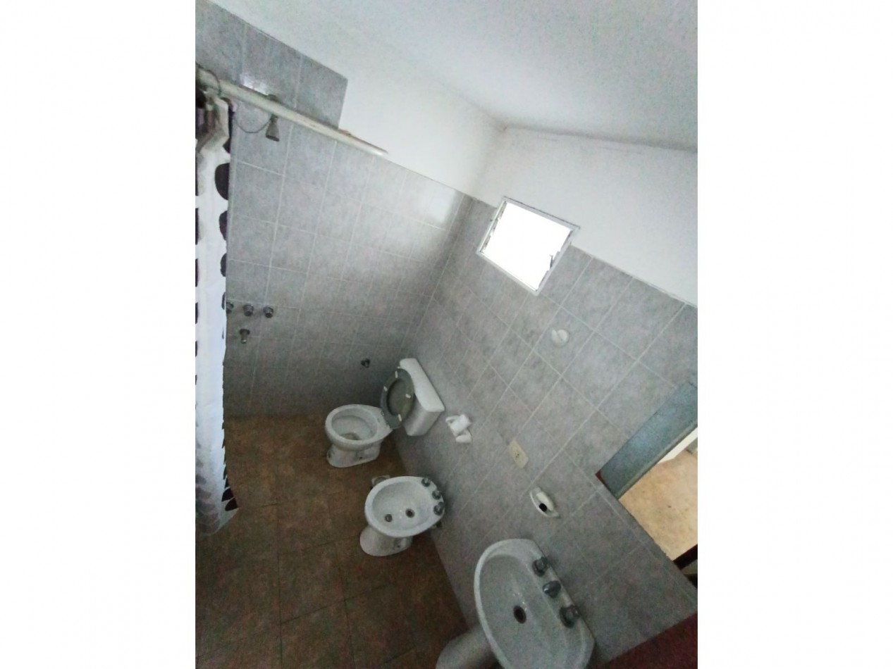 ALQUILER PH 2 AMB AMPLIO CON PATIO