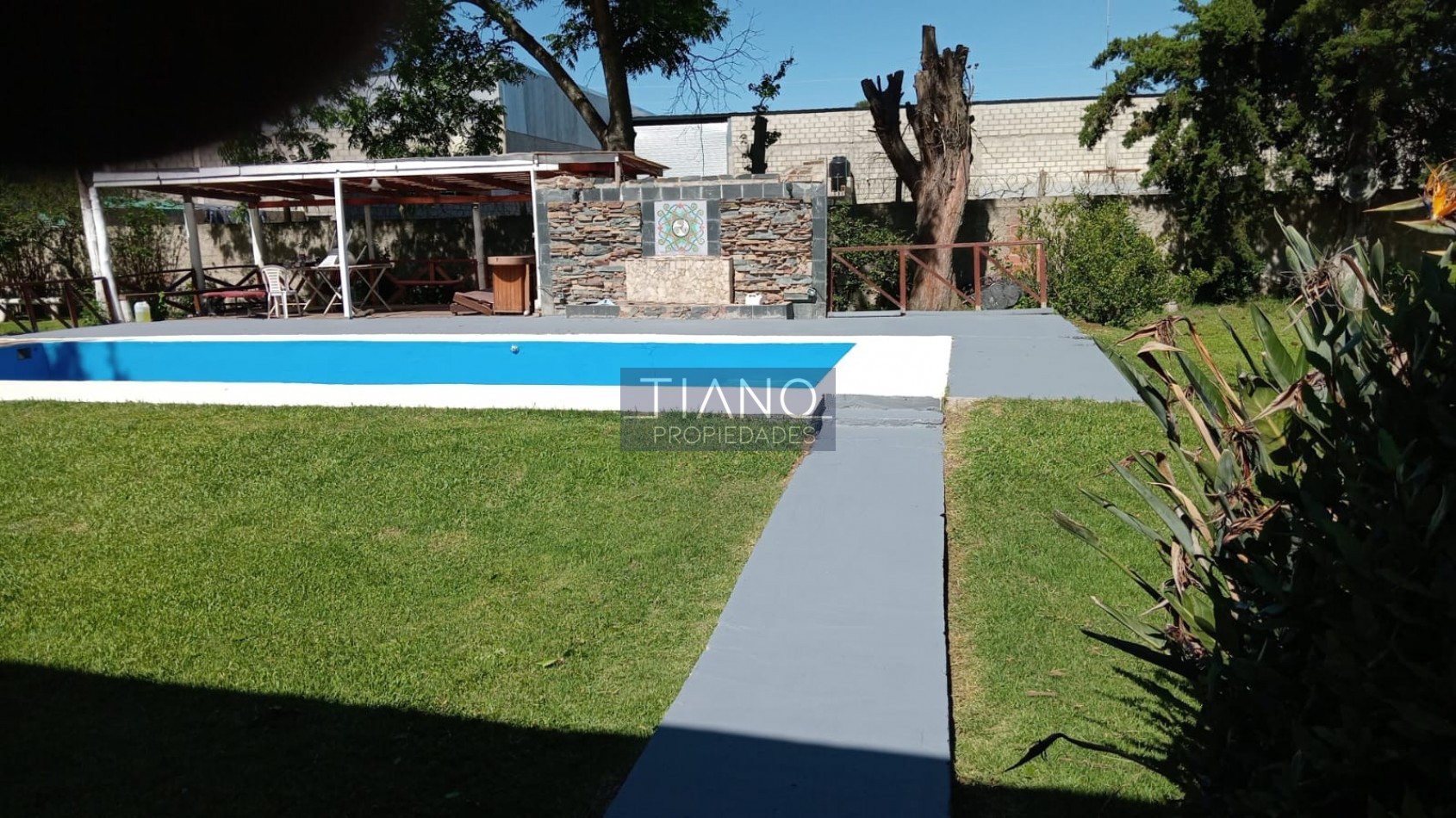 Casaquinta en EL PATO- ALQUILER DIARIO Y EVENTOS- ALQUILER CON HOSPEDAJE