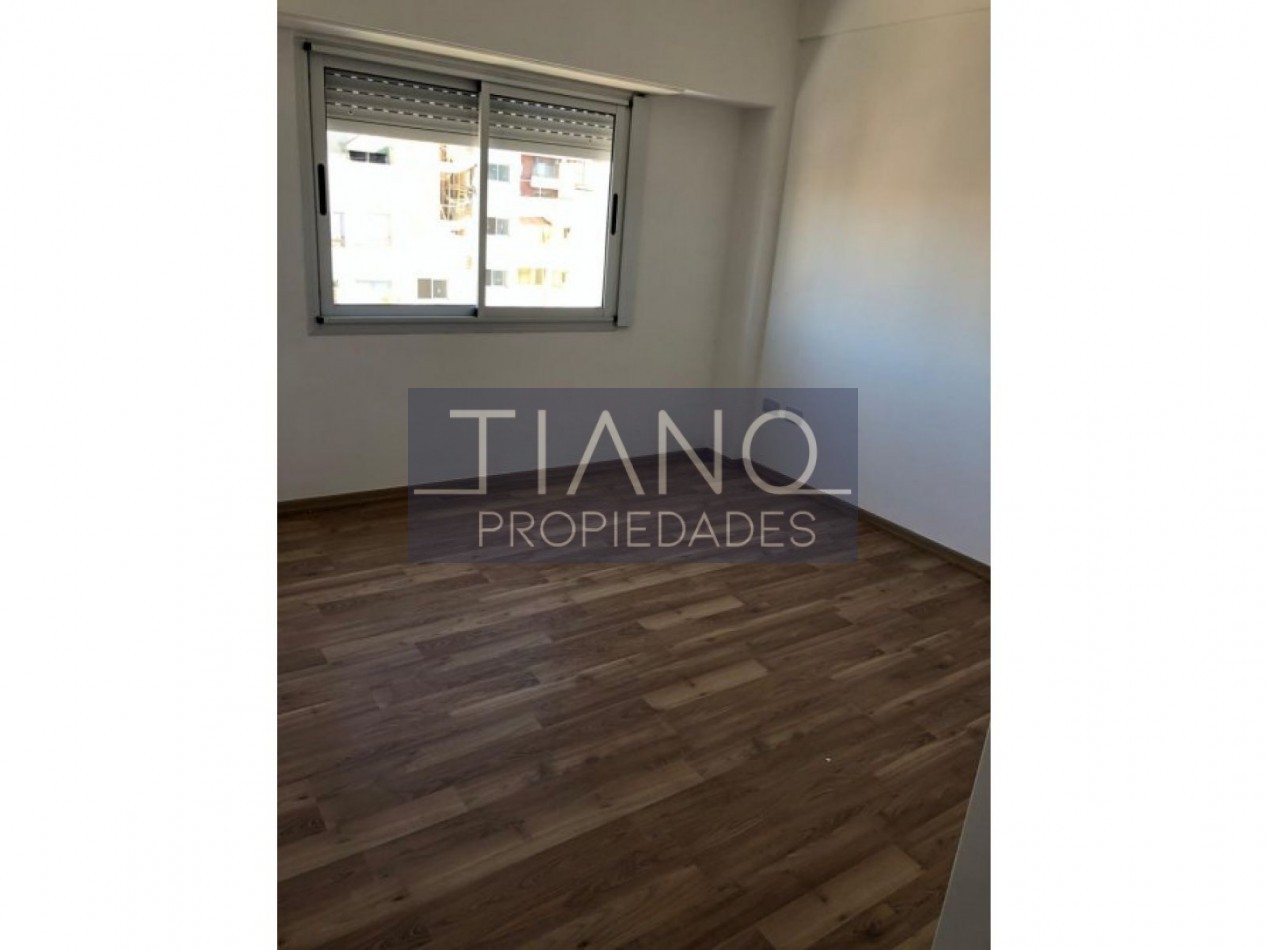 Departamento 2 Amb Con Cochera en Lanusita 