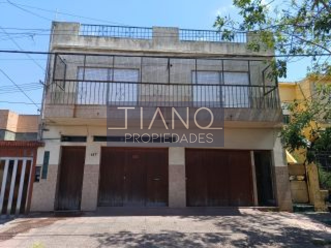 PH de 3 ambientes en planta alta con patio, terraza y garage. APTO CREDITO