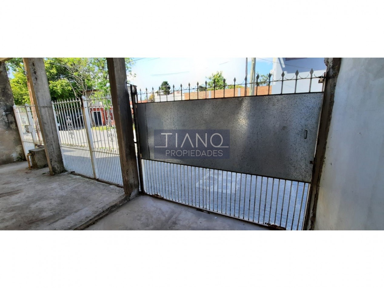 CASA EN 2 PLANTAS + DEPARTAMENTO 3 AMB - APTO CREDITO