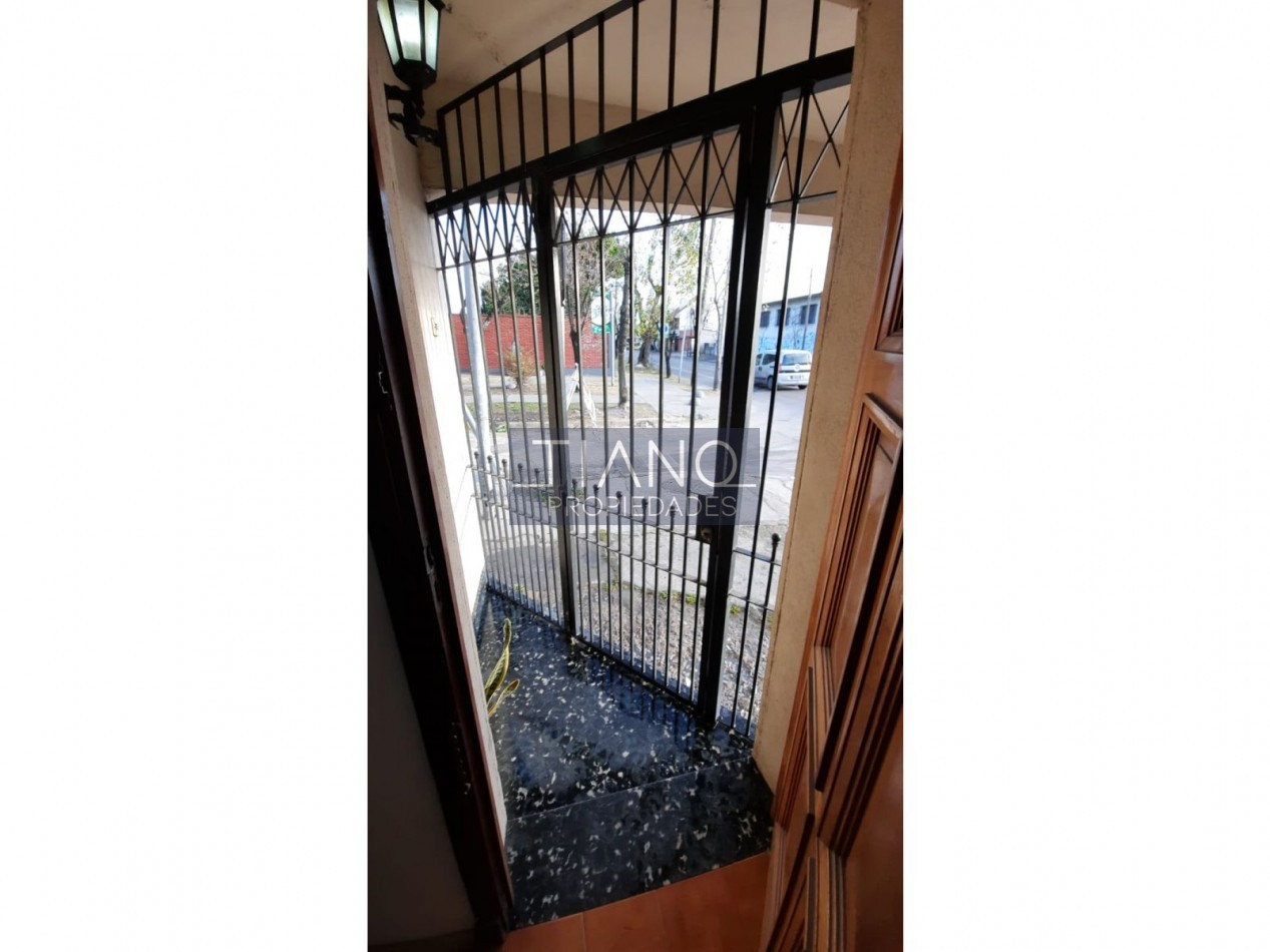  Casa 3 ambientes con terraza