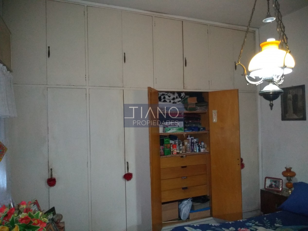 AMPLIO 4 AMBIENTES CON PATIO, PARRILLA Y LAVADERO