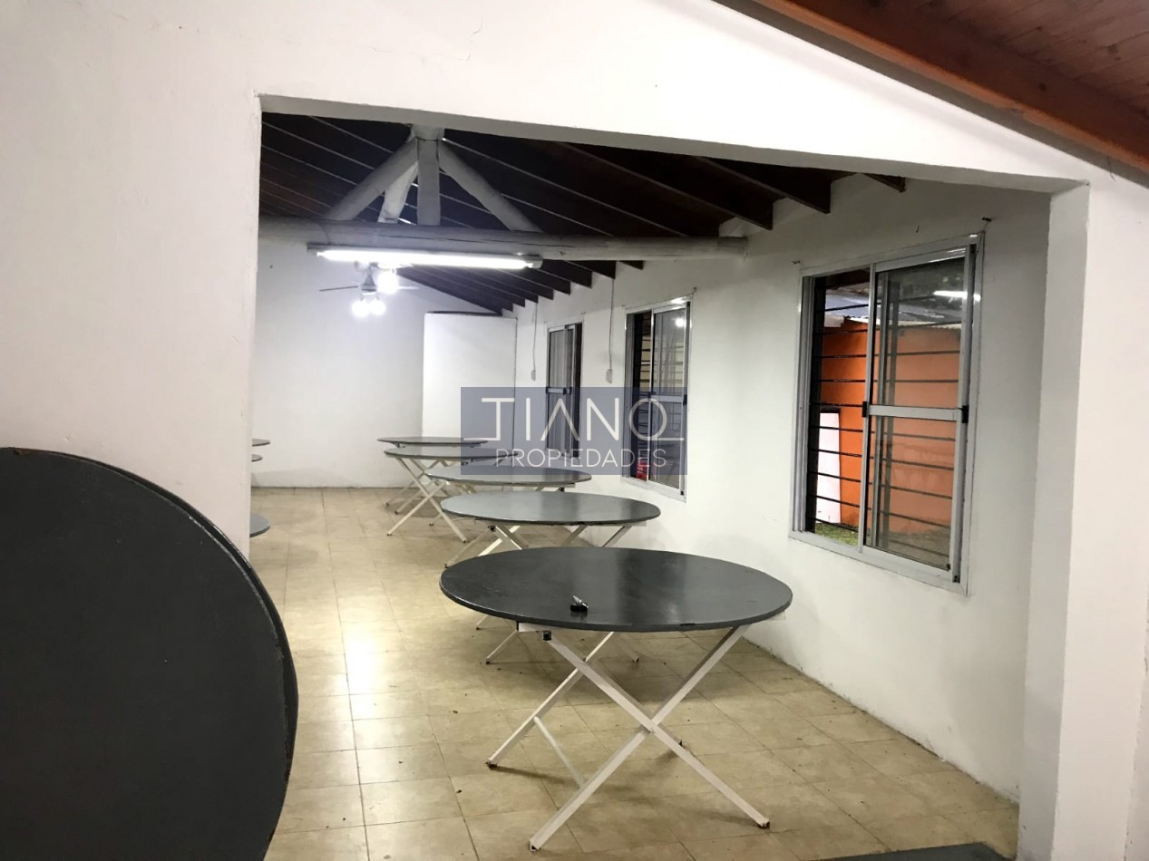 Casaquinta en EL PATO- ALQUILER DIARIO Y EVENTOS- ALQUILER CON HOSPEDAJE