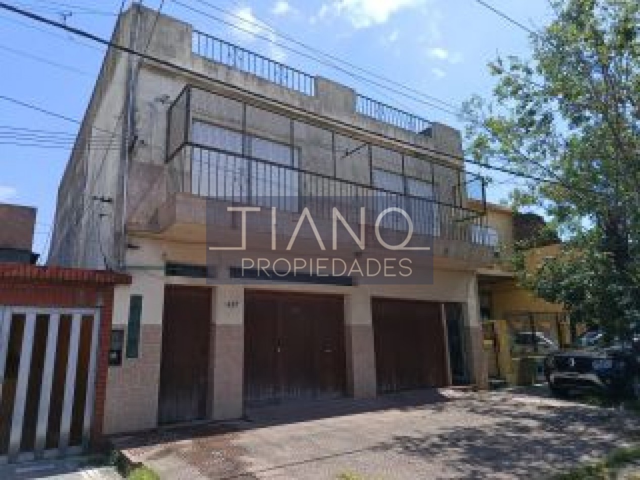 PH de 3 ambientes en planta alta con patio, terraza y garage. APTO CREDITO