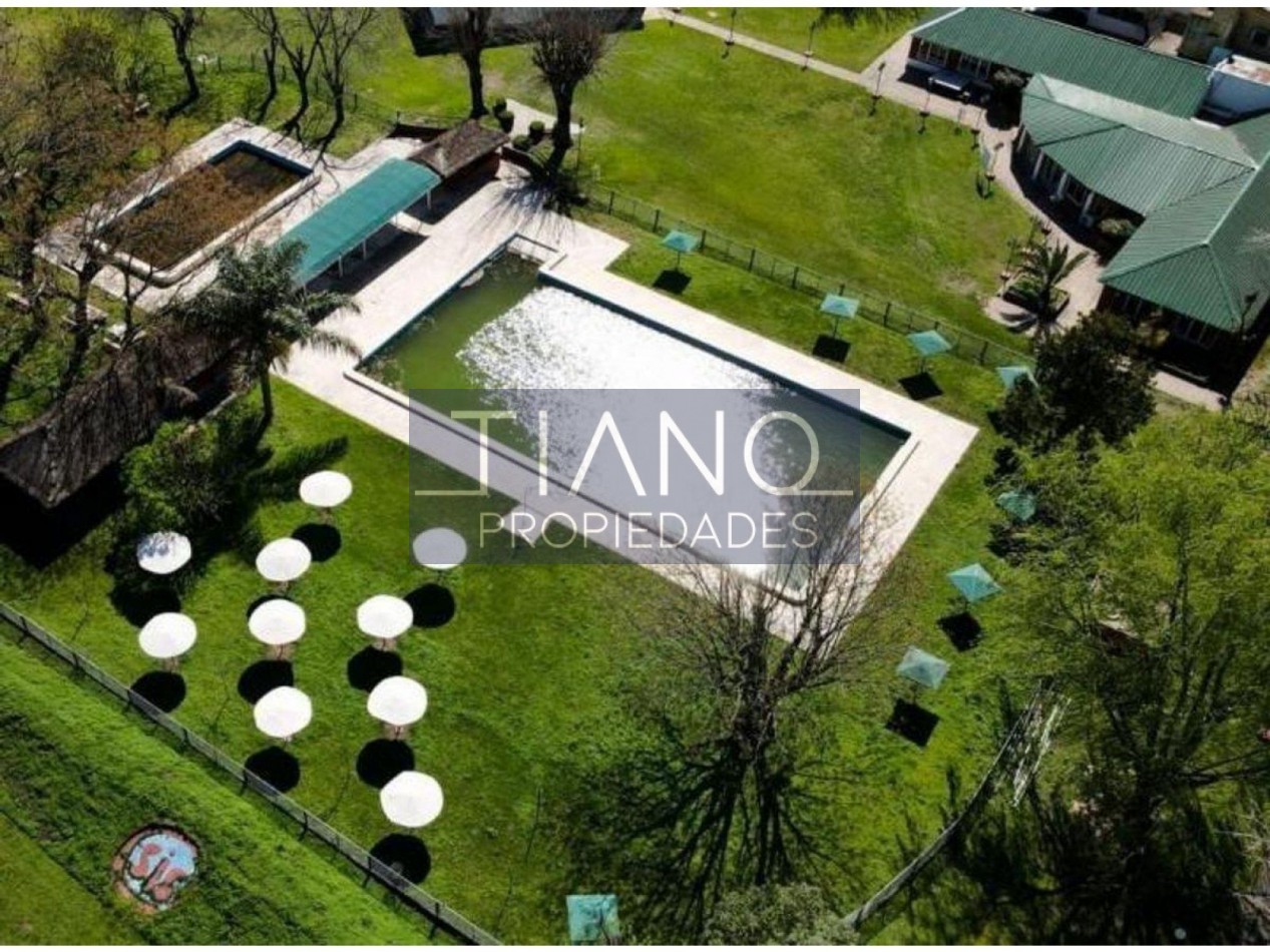 VENTA CASA 4 AMB JARDIN - CLUB PRIVADO EN MONTE GRANDE