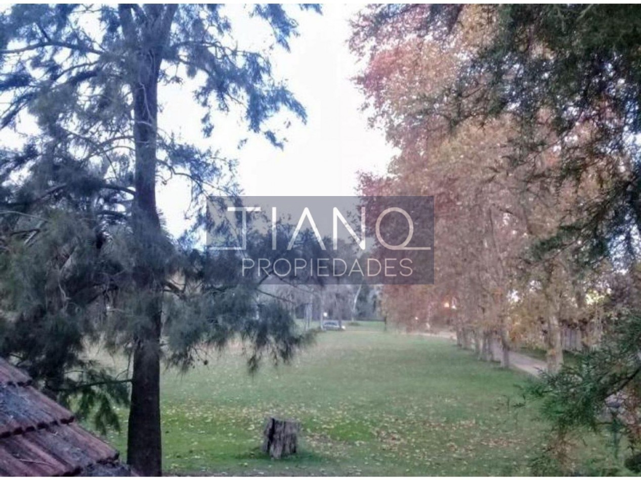 VENTA CASA 4 AMB JARDIN - CLUB PRIVADO EN MONTE GRANDE