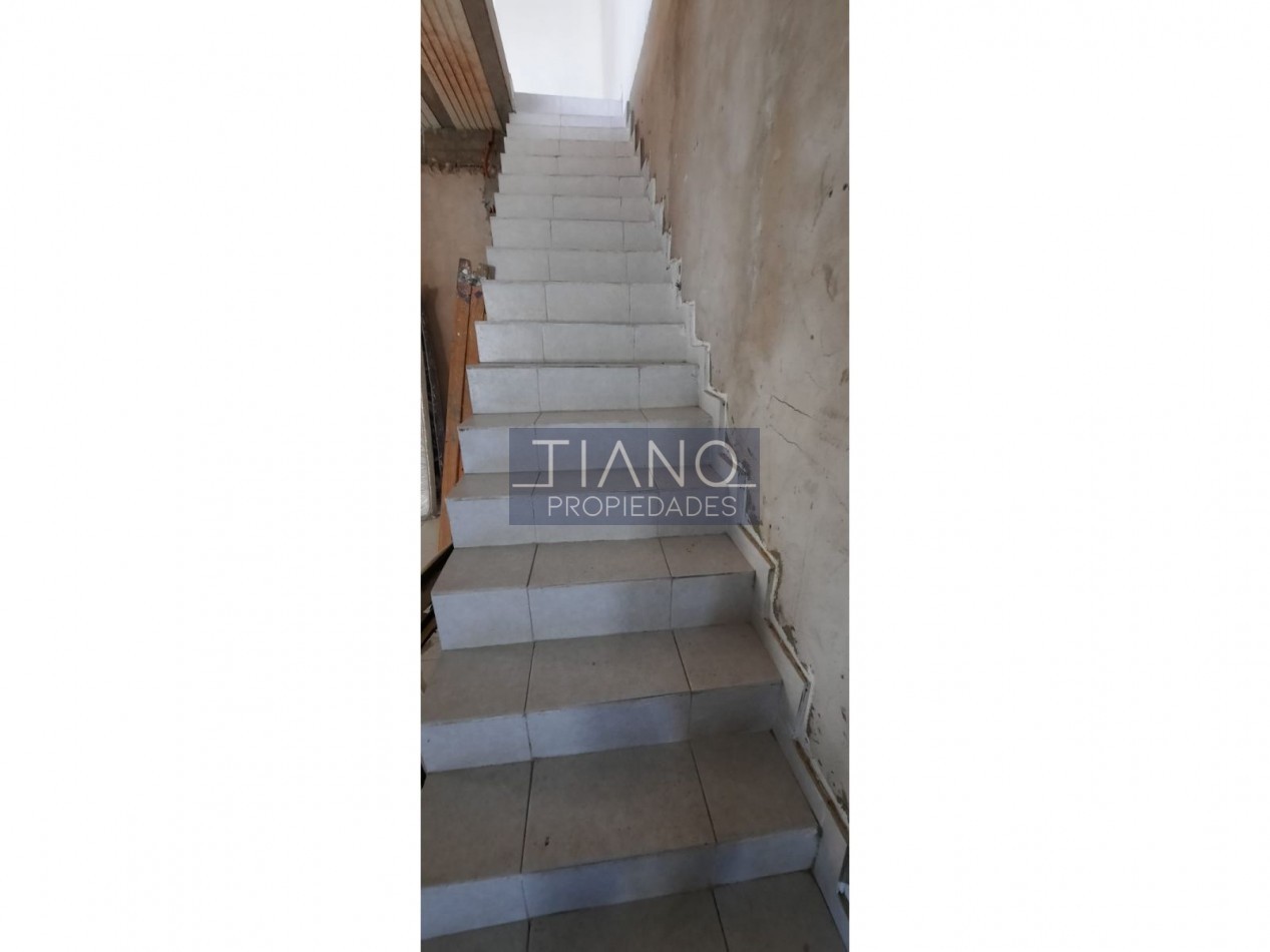 CASA EN 2 PLANTAS + DEPARTAMENTO 3 AMB - APTO CREDITO