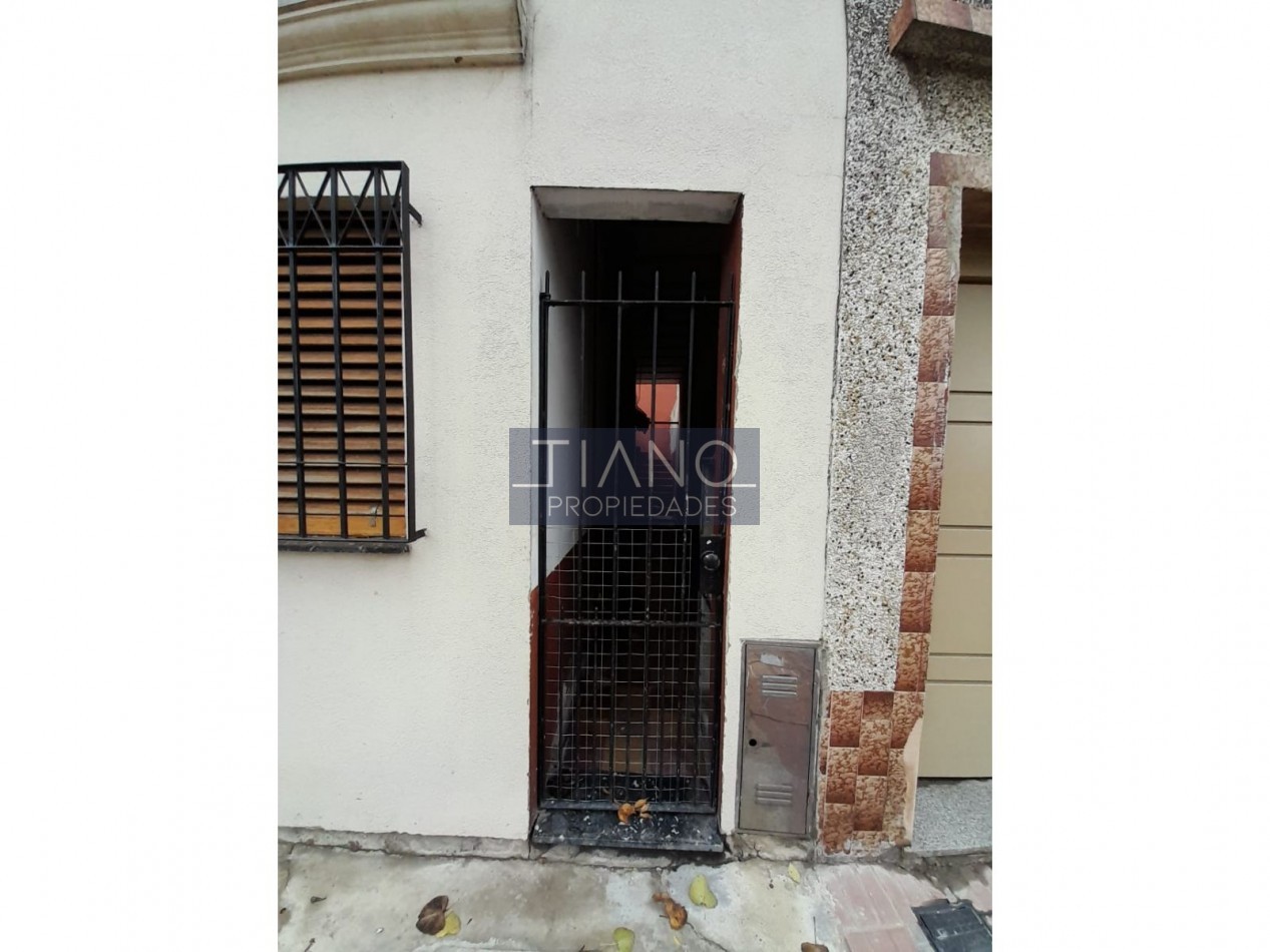  Casa 3 ambientes con terraza