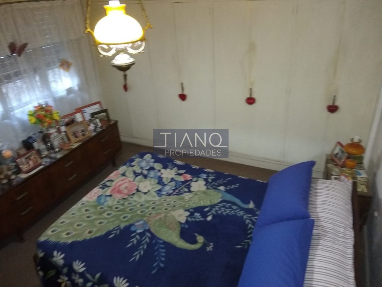 AMPLIO 4 AMBIENTES CON PATIO, PARRILLA Y LAVADERO