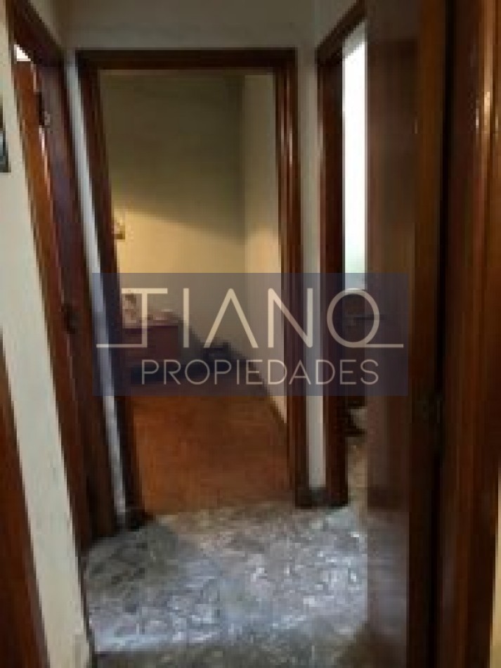 PH de 3 ambientes en planta alta con patio, terraza y garage. APTO CREDITO