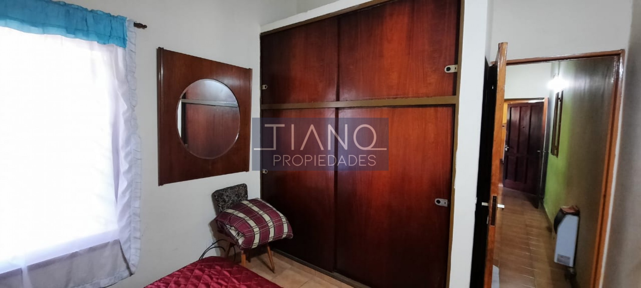 CASAQUINTA CON AMPLIA PISCINA Y PARQUE