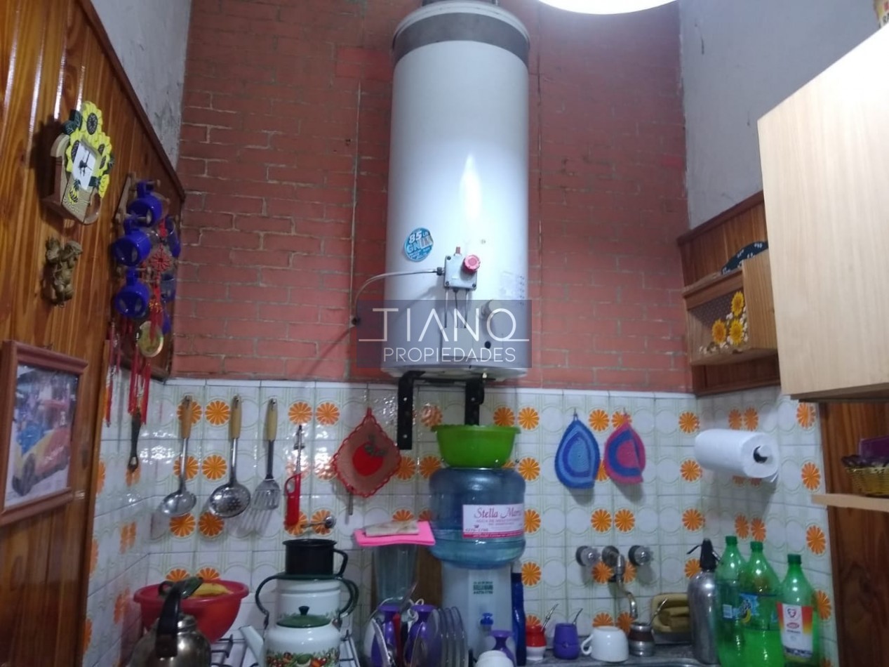 AMPLIO 4 AMBIENTES CON PATIO, PARRILLA Y LAVADERO