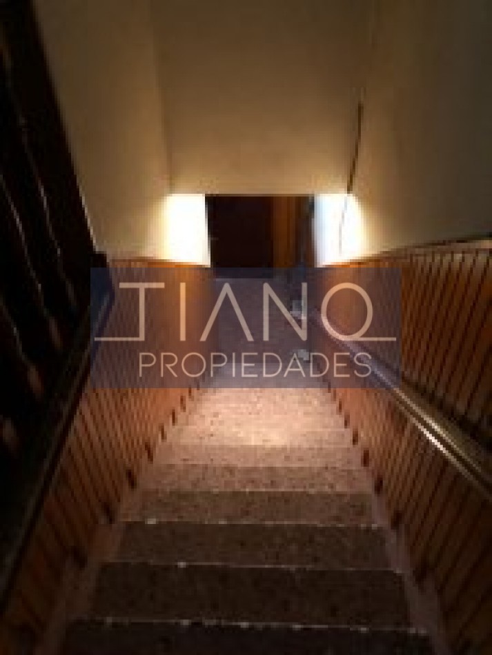 PH de 3 ambientes en planta alta con patio, terraza y garage. APTO CREDITO