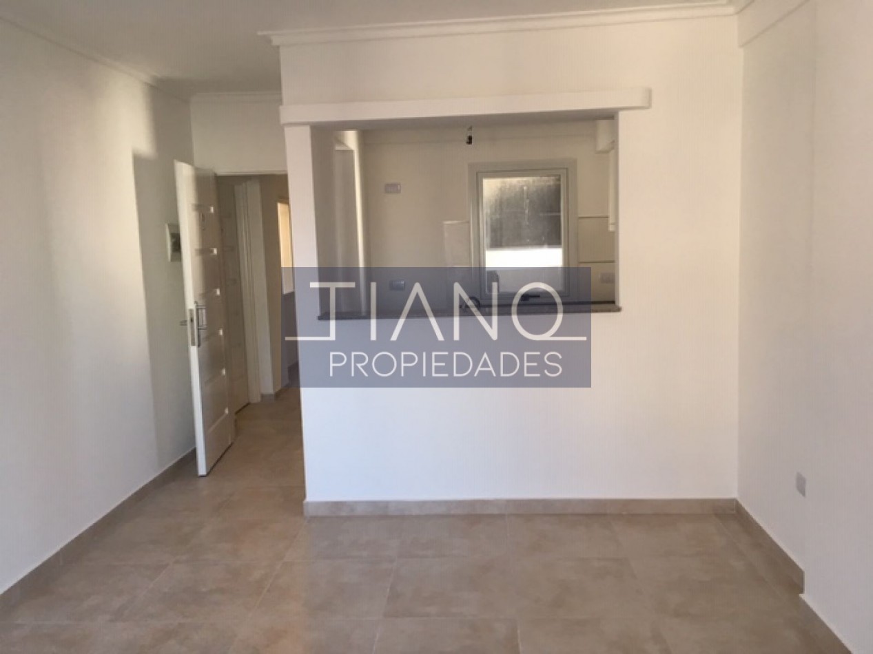 Departamento 2 Amb Con Cochera en Lanusita 