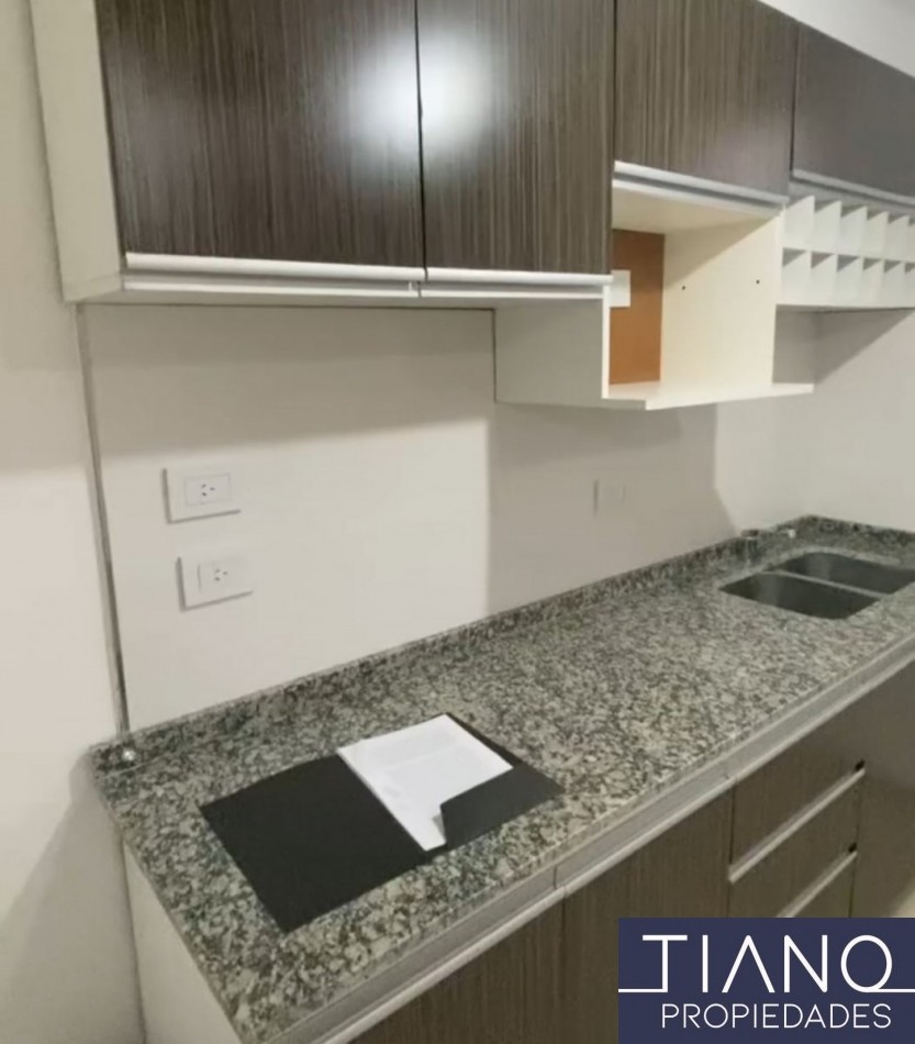 MONOAMBIENTE A ESTRENAR EN LANUSITA - APTO PROFESIONAL  COCHERA DESCUBIERTA